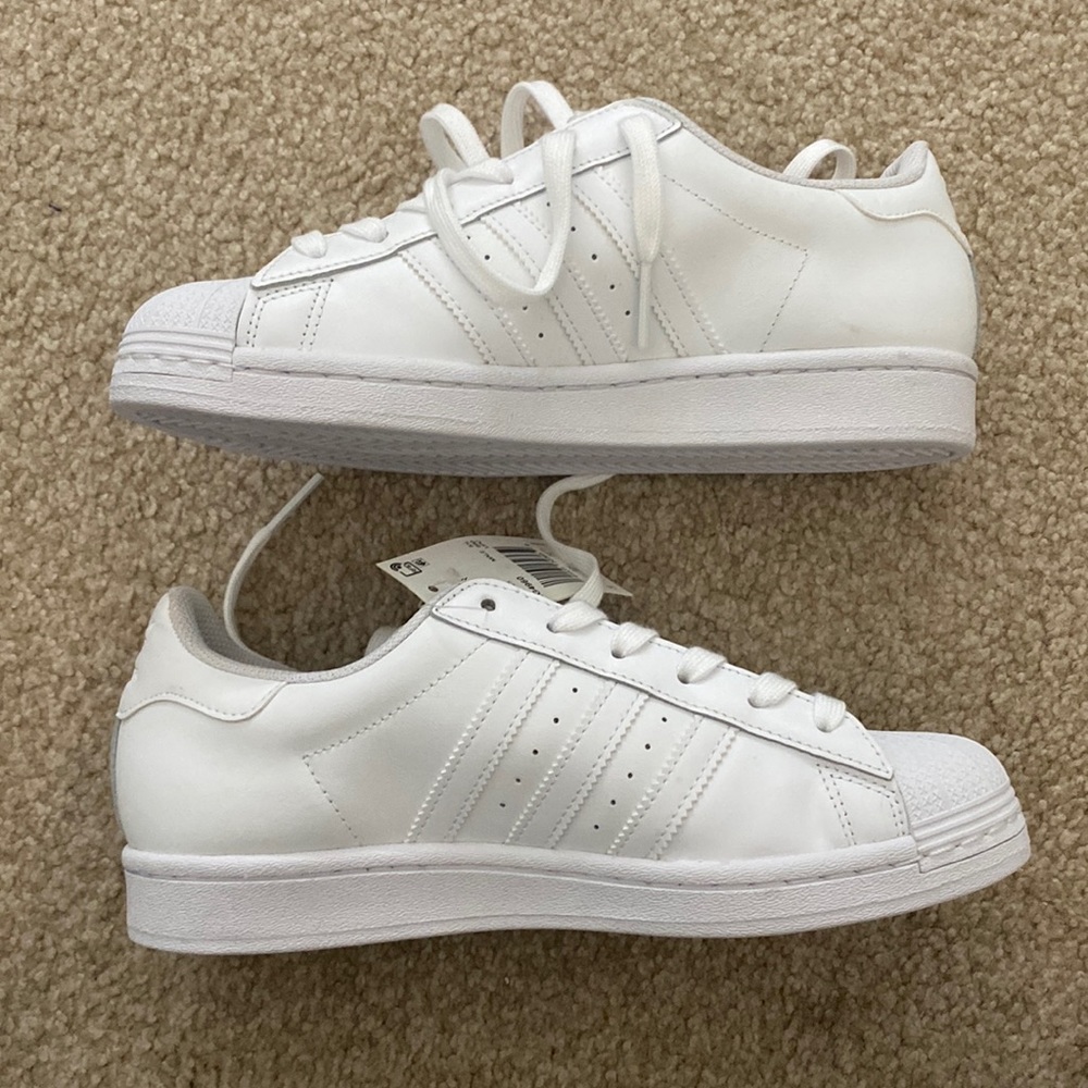 adidas plain white shoes